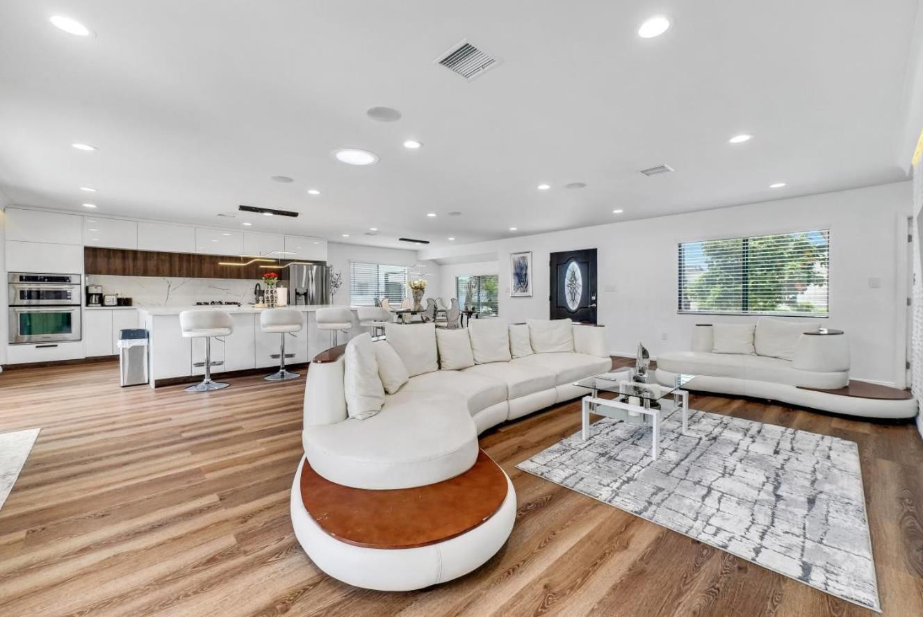 Luxury 4 Bedroom Villa Huntington Beach Exterior photo